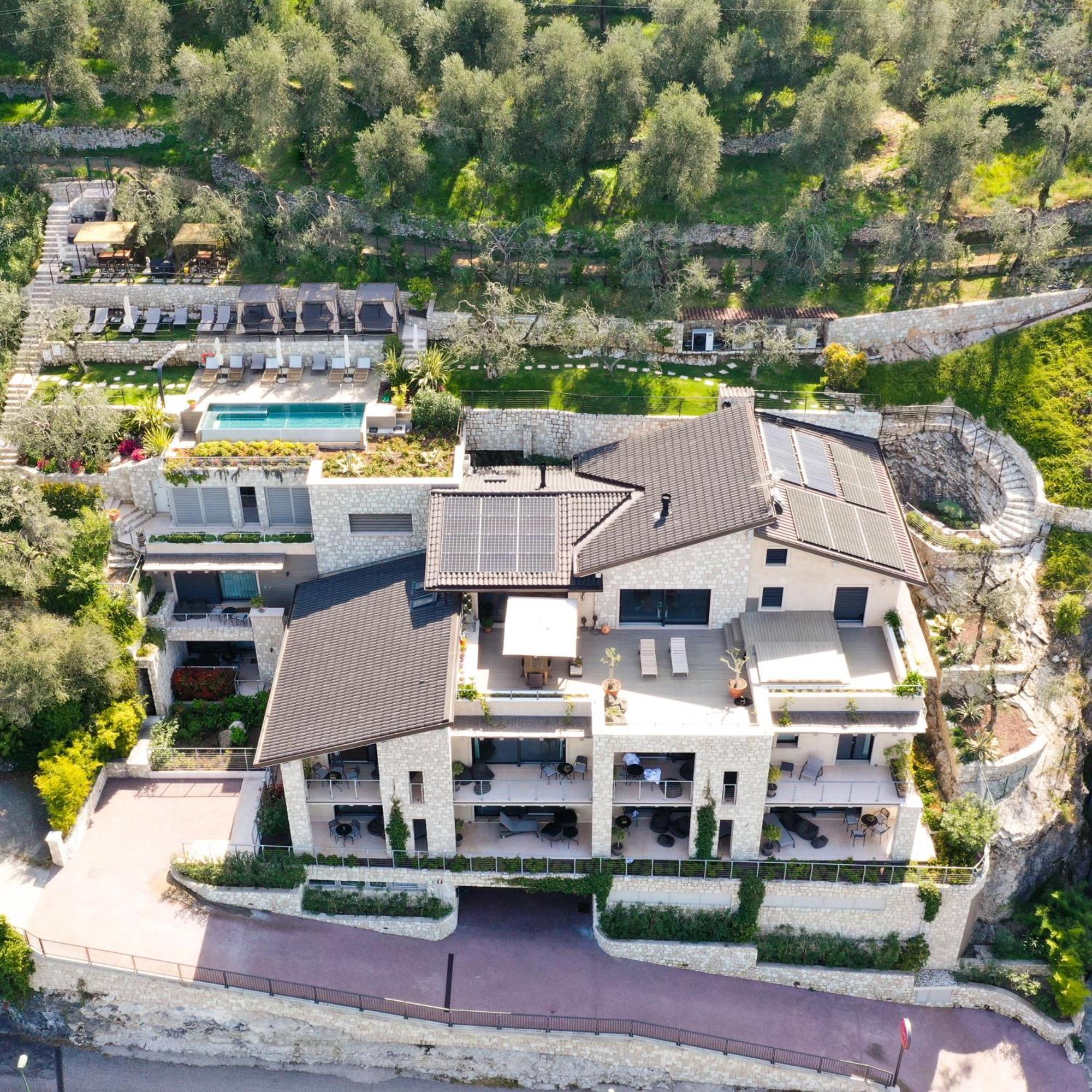 Sunset Residence Brenzone sul Garda Luaran gambar