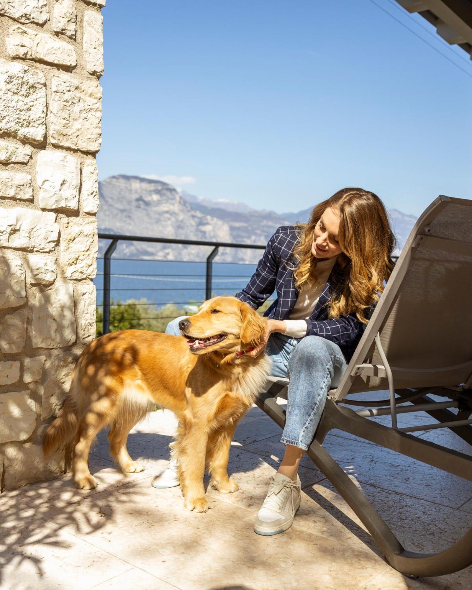 Sunset Residence Brenzone sul Garda Luaran gambar